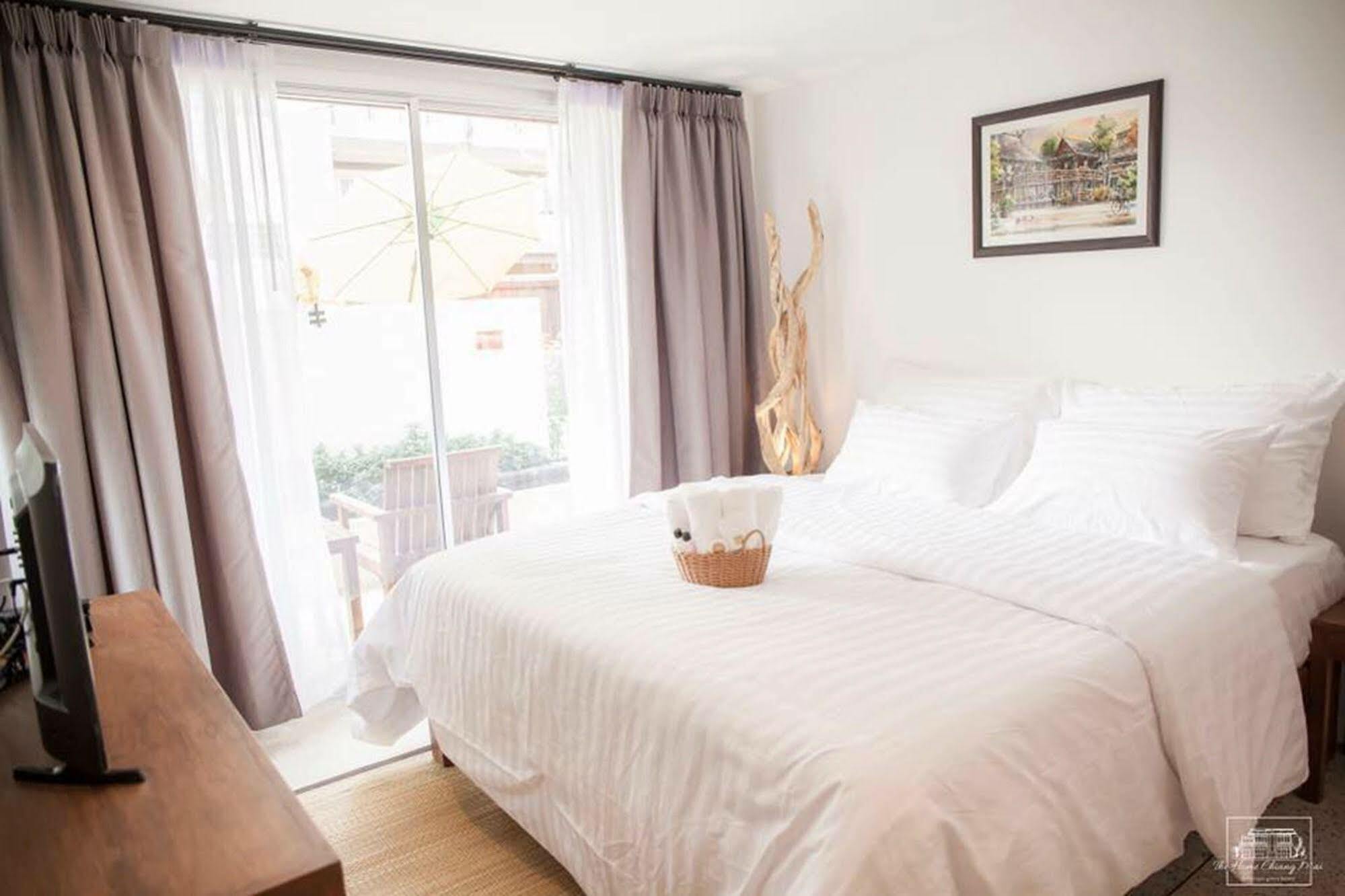The Home Chiangmai Luxury Guesthouse Chiang Mai Bagian luar foto